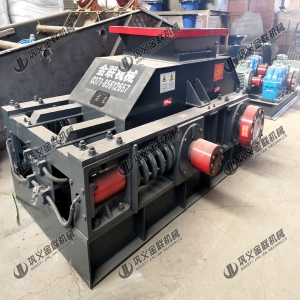 2PG0806中型對輥破碎制砂機(jī)發(fā)貨圖片